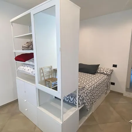 Quadrifoglio Lägenhet *